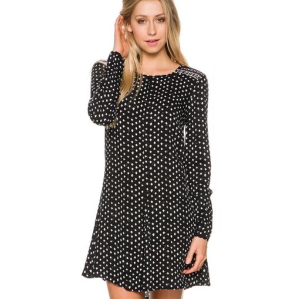 NWOT Rusty Kindred Long Sleeve Dress - Picture 2 of 6